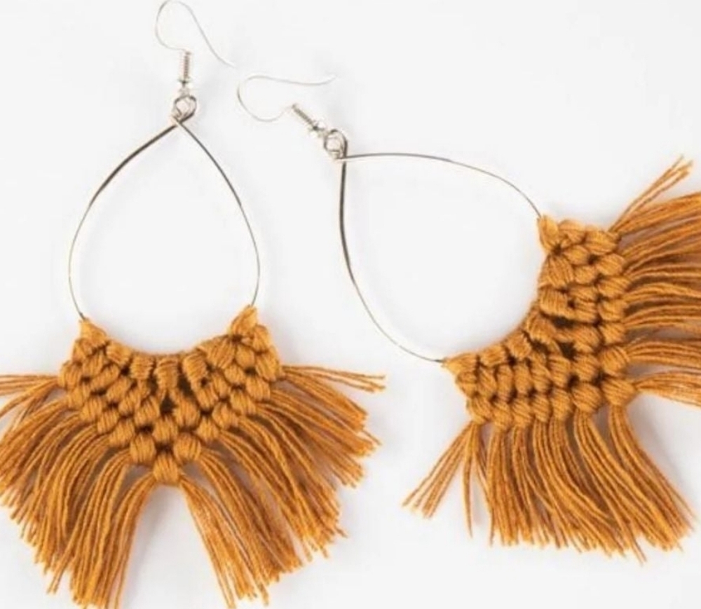 Plunder Mocha Earrings